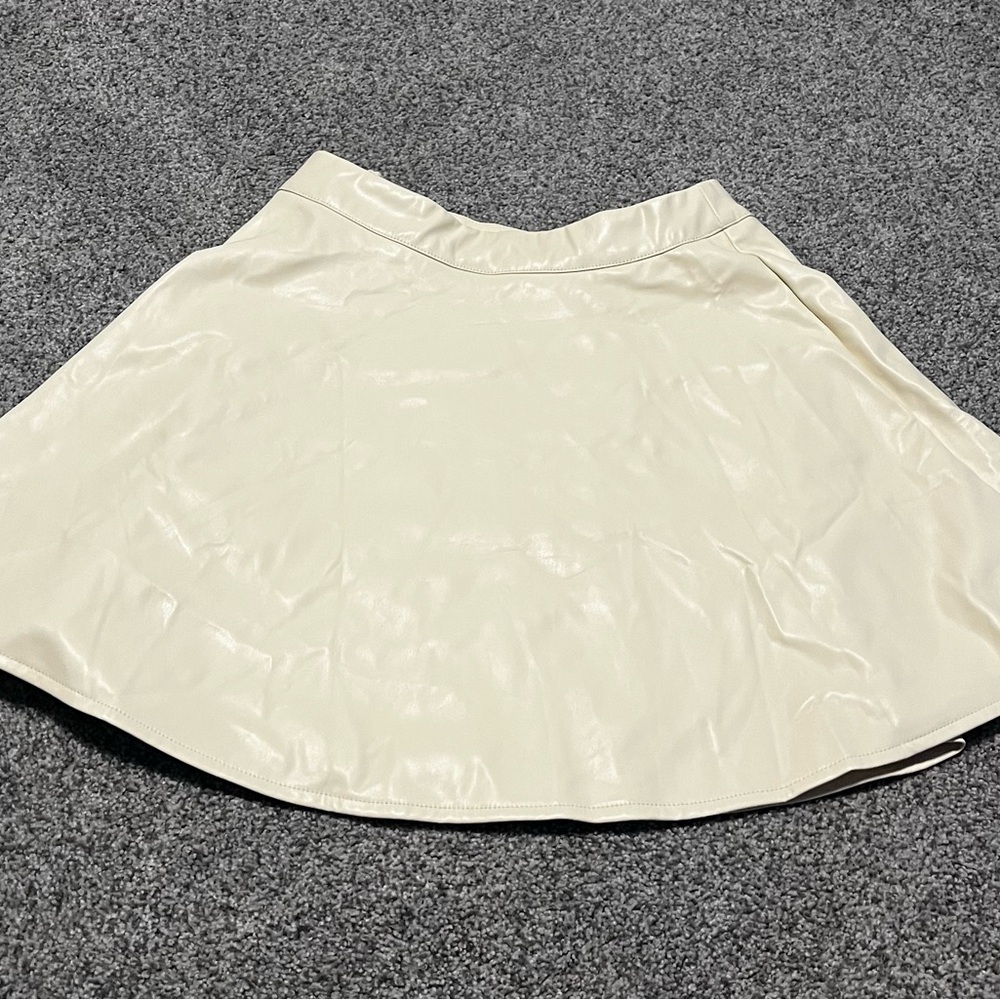 Cupshe white leather skirt